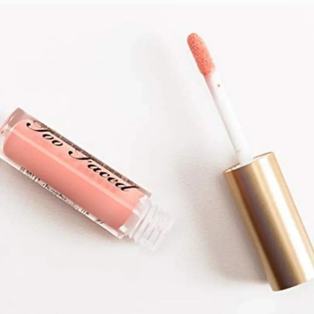 New Too Faced Lip Gloss - Naked Dolly